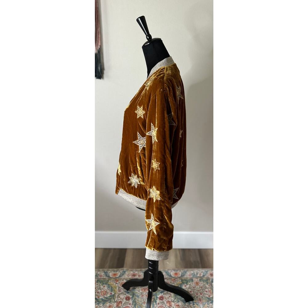 BAND OF GYPSIES Gold Velvet Star Bomber Jacket Size L - Picture 5 of 7